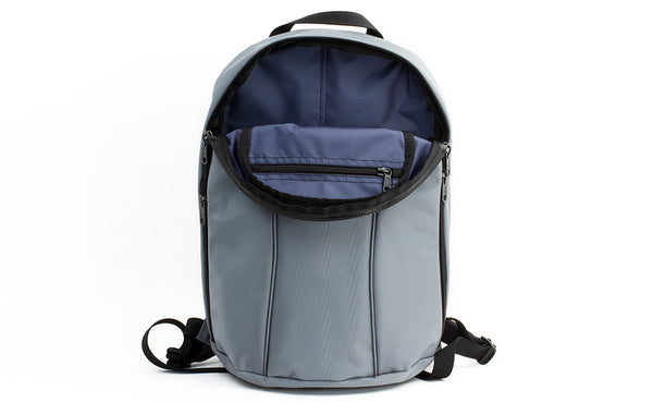 A profile shot of the Luminary 15 in Cloud (light grey) 525 Ballistic with a Dawn (blue-grey) 210 Ballistic interior.